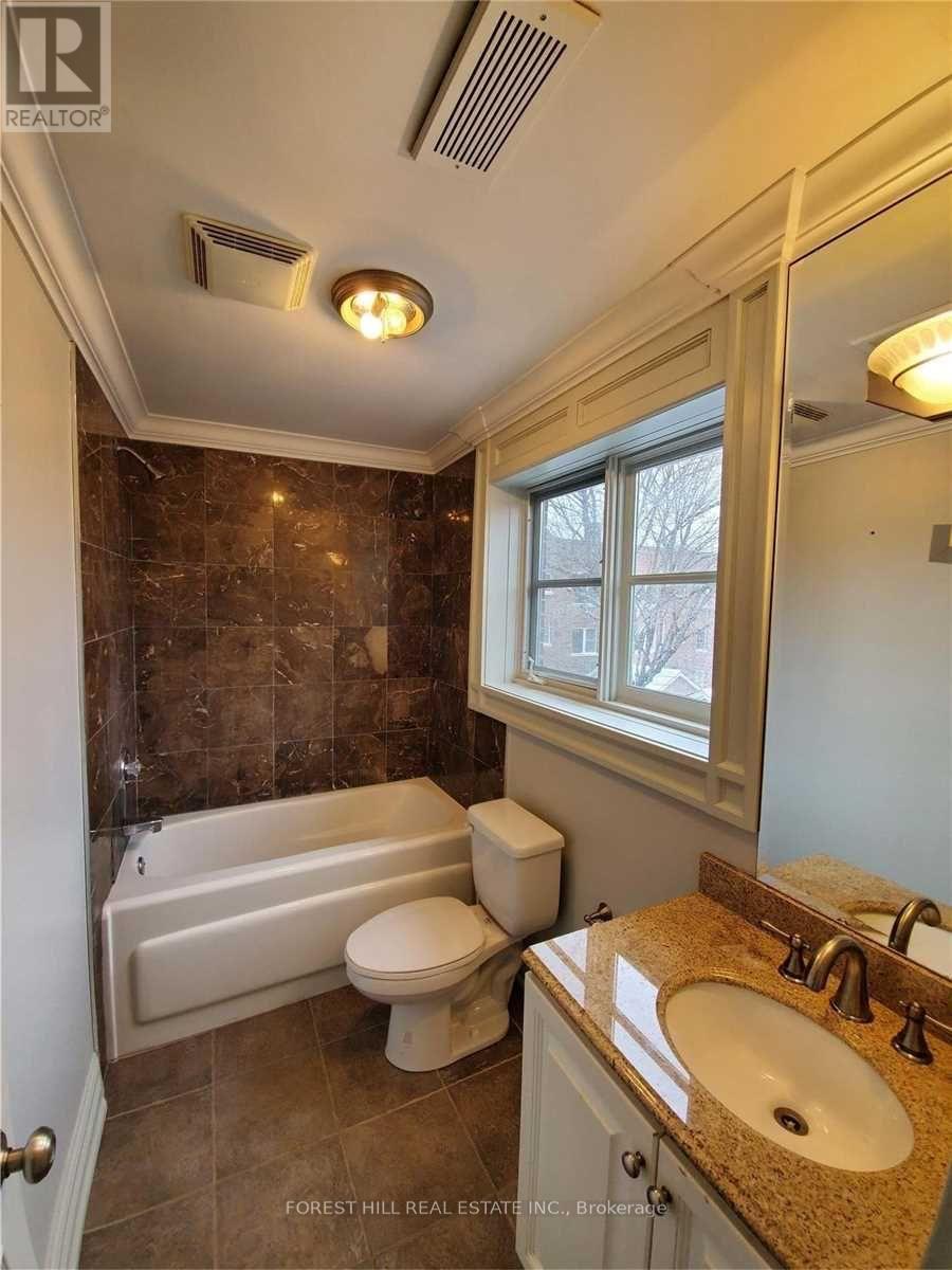 3 - 216 Heath Street, Toronto, Ontario  M5P 1N7 - Photo 10 - C12750496