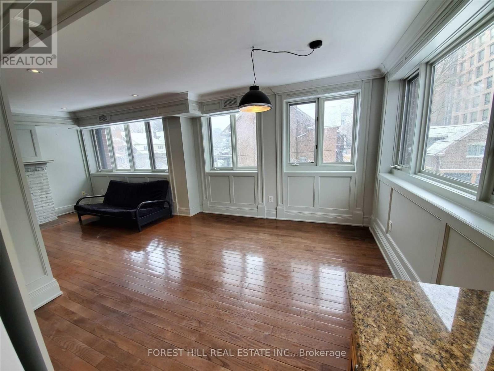 3 - 216 Heath Street, Toronto, Ontario  M5P 1N7 - Photo 3 - C12750496