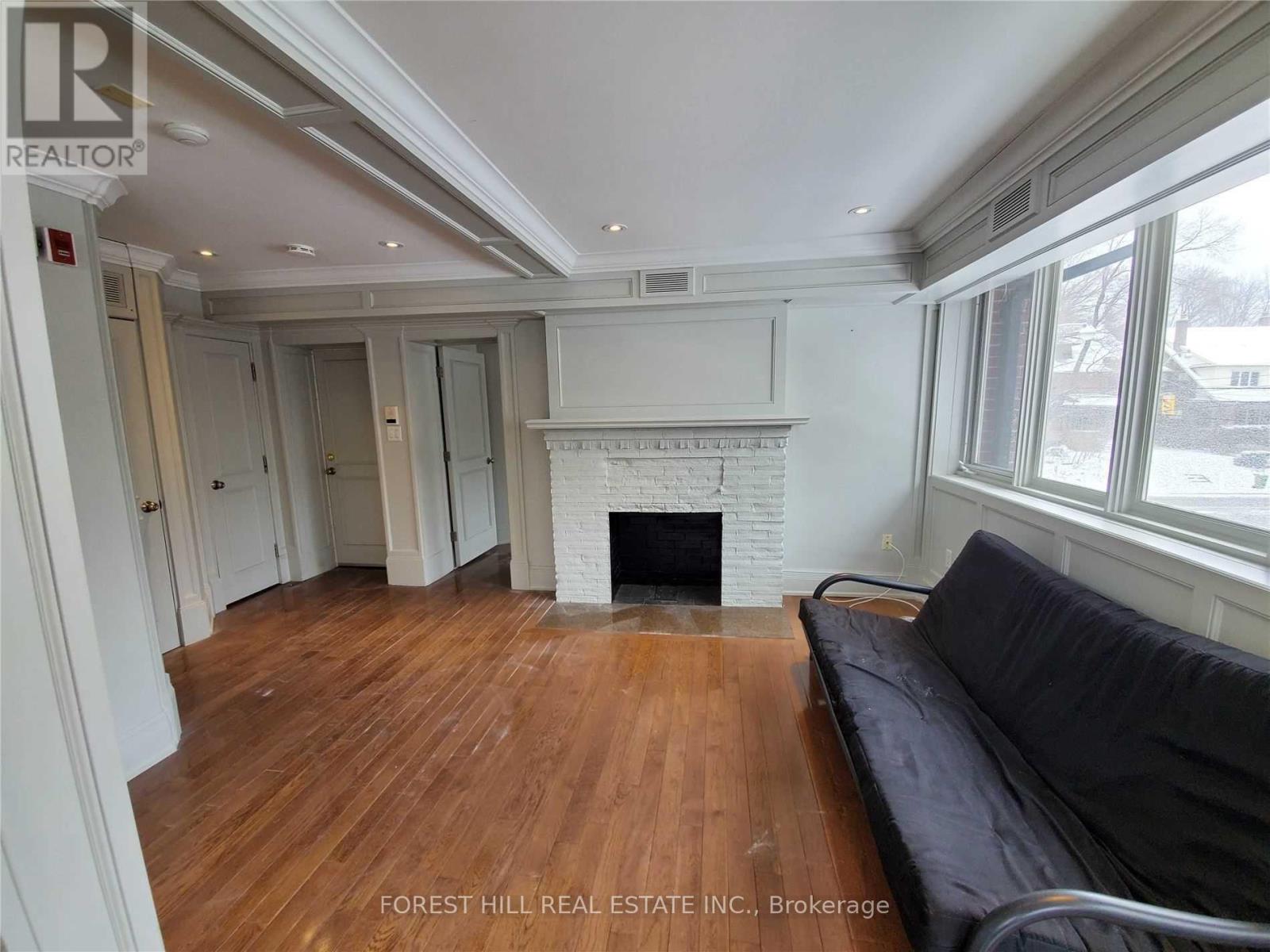 3 - 216 Heath Street, Toronto, Ontario  M5P 1N7 - Photo 4 - C12750496