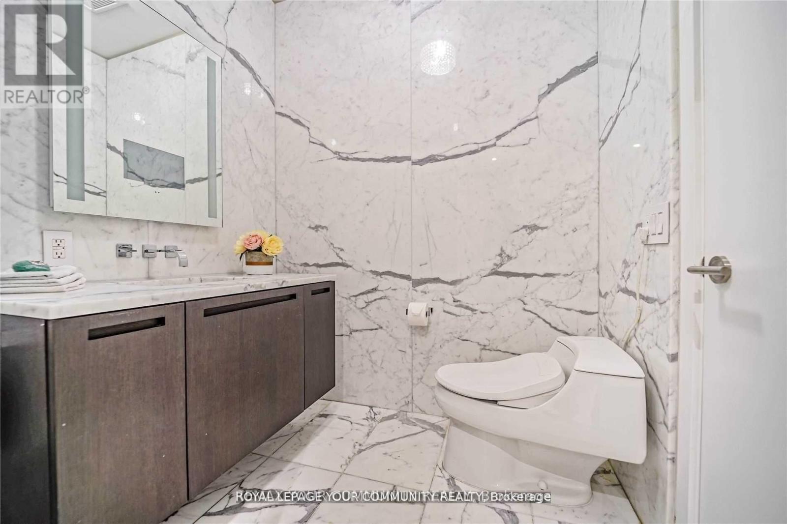 5207 - 180 University Avenue, Toronto, Ontario  M5H 0A2 - Photo 19 - C12750504