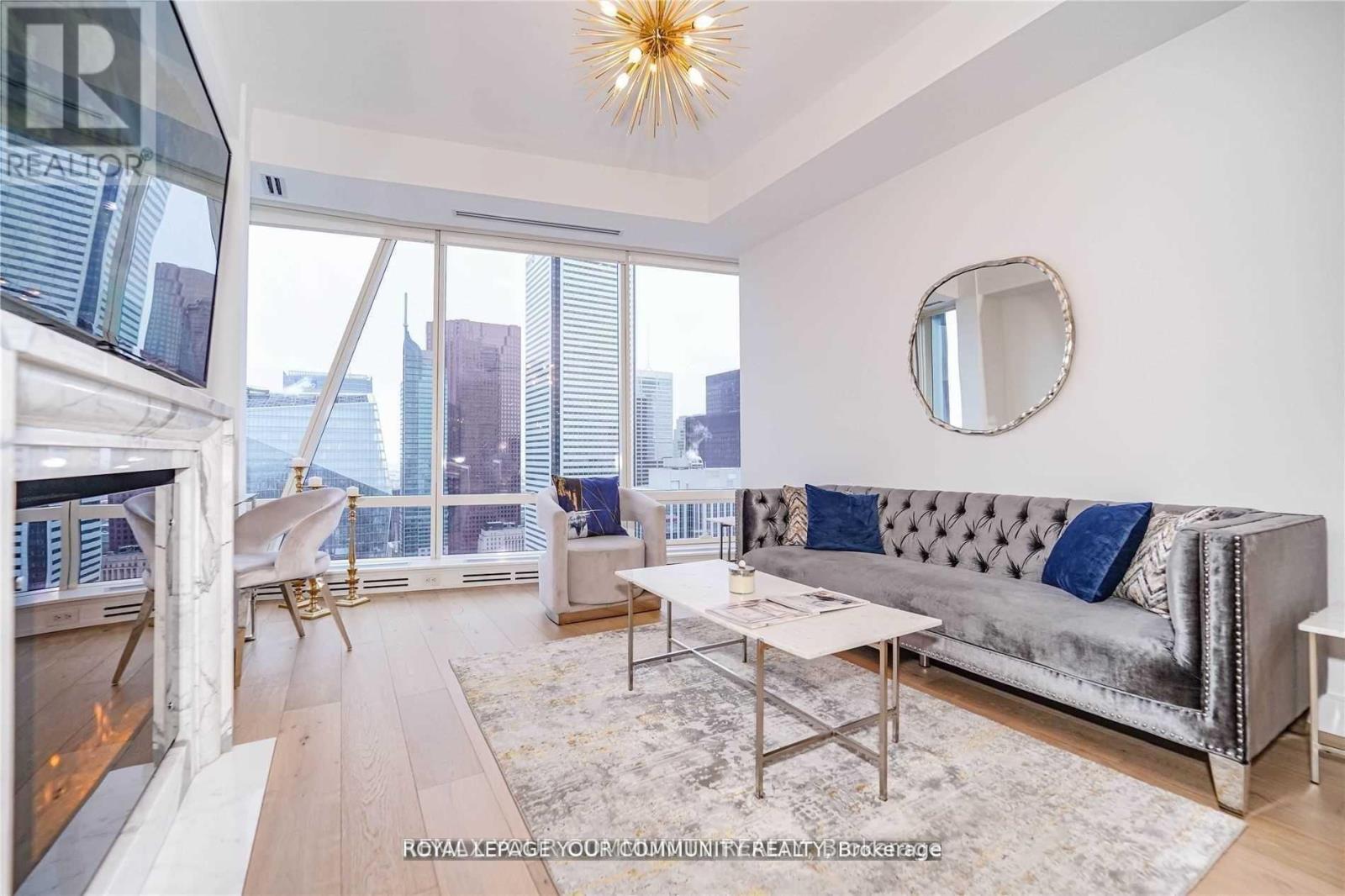 5207 - 180 University Avenue, Toronto, Ontario  M5H 0A2 - Photo 2 - C12750504