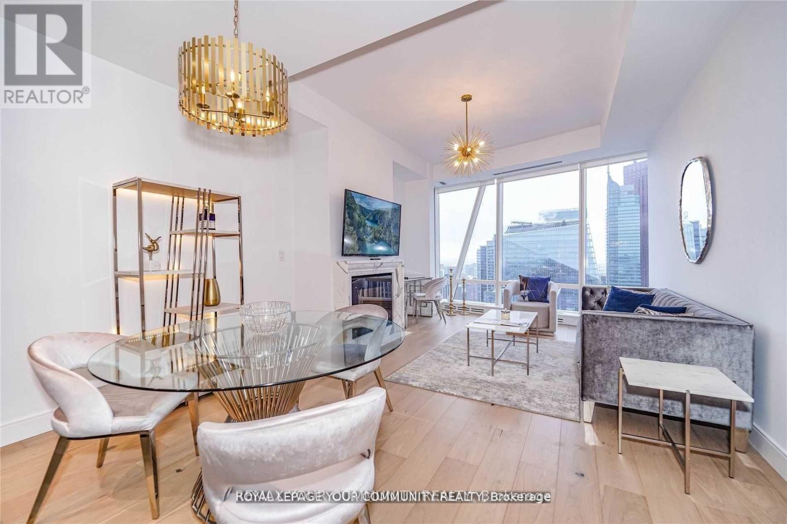 5207 - 180 University Avenue, Toronto, Ontario  M5H 0A2 - Photo 3 - C12750504