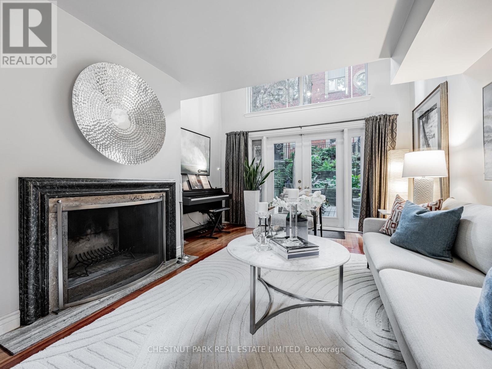 4 - 280 Sherbourne Street, Toronto, Ontario  M5A 2S1 - Photo 1 - C12750654