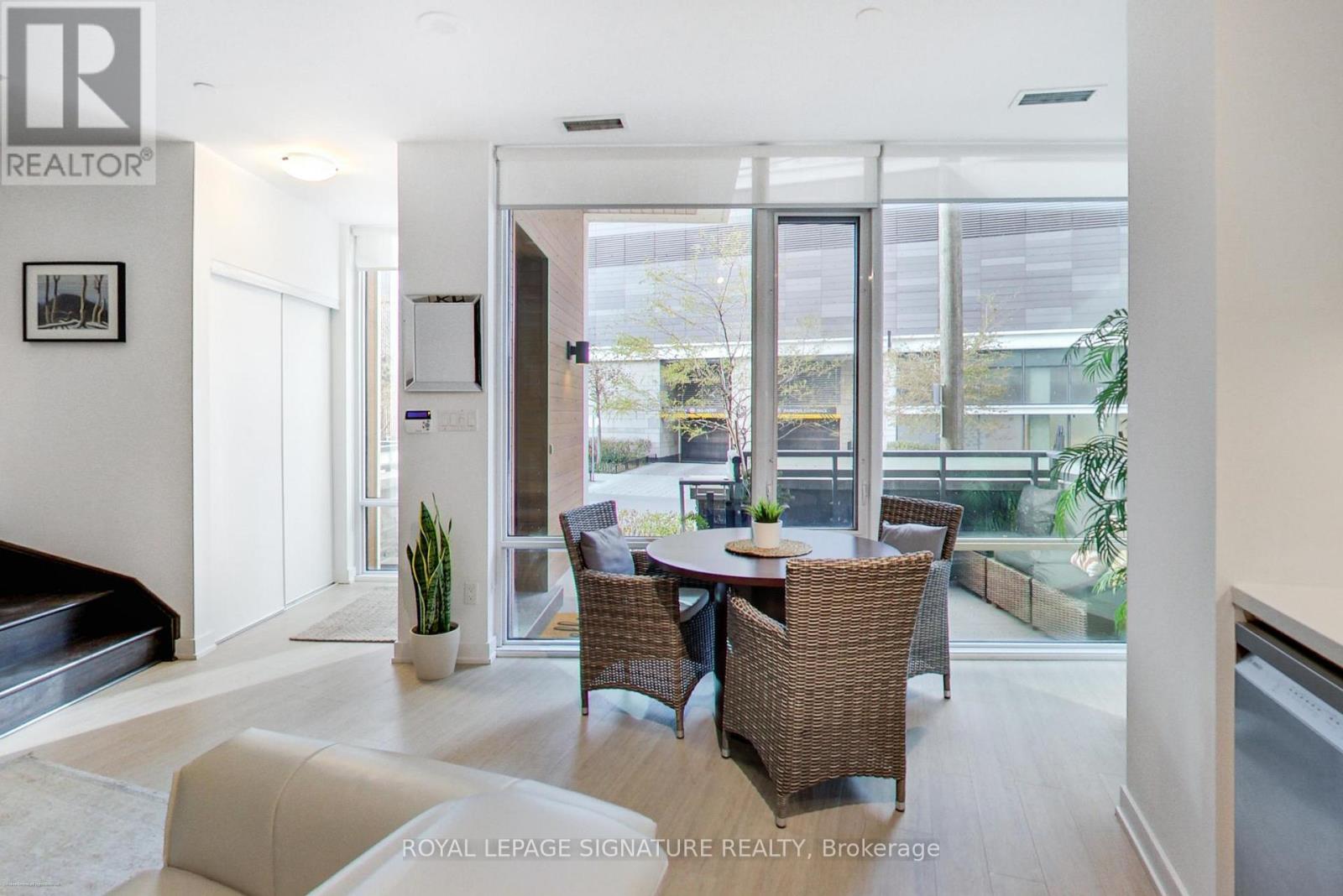 Th105 - 30 Ordnance Street, Toronto, Ontario  M6K 0C8 - Photo 9 - C12750688