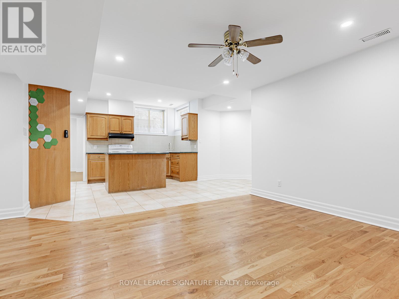 Lower - 44 Thatcher Avenue, Toronto, Ontario  M1M 2M2 - Photo 10 - E12750556