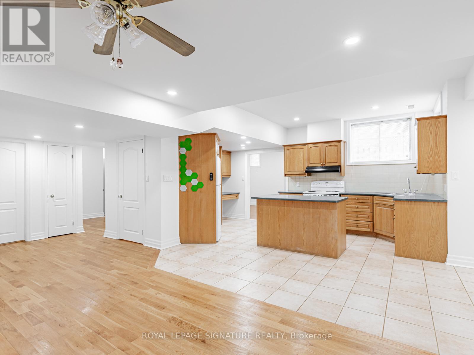 Lower - 44 Thatcher Avenue, Toronto, Ontario  M1M 2M2 - Photo 5 - E12750556