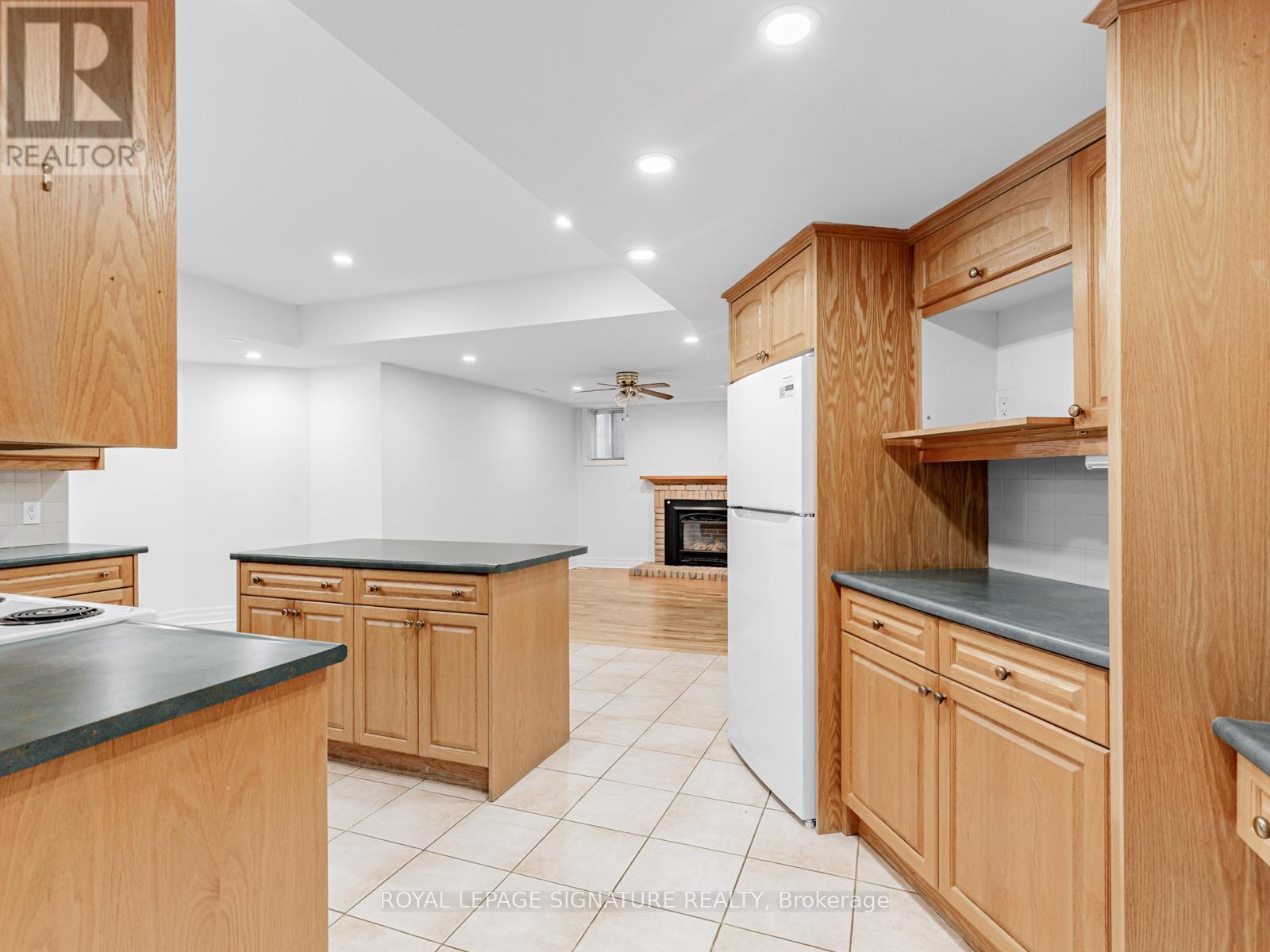 Lower - 44 Thatcher Avenue, Toronto, Ontario  M1M 2M2 - Photo 9 - E12750556