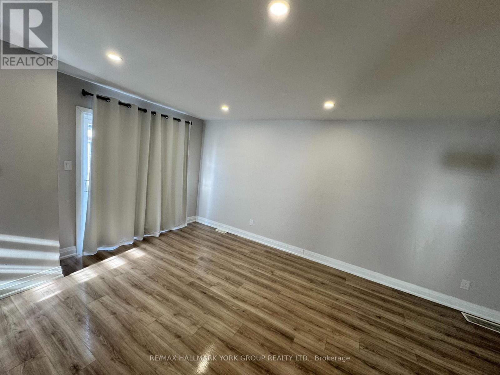 32 - 1175 Valley Farm Road, Pickering, Ontario  L1V 7J9 - Photo 2 - E12750614