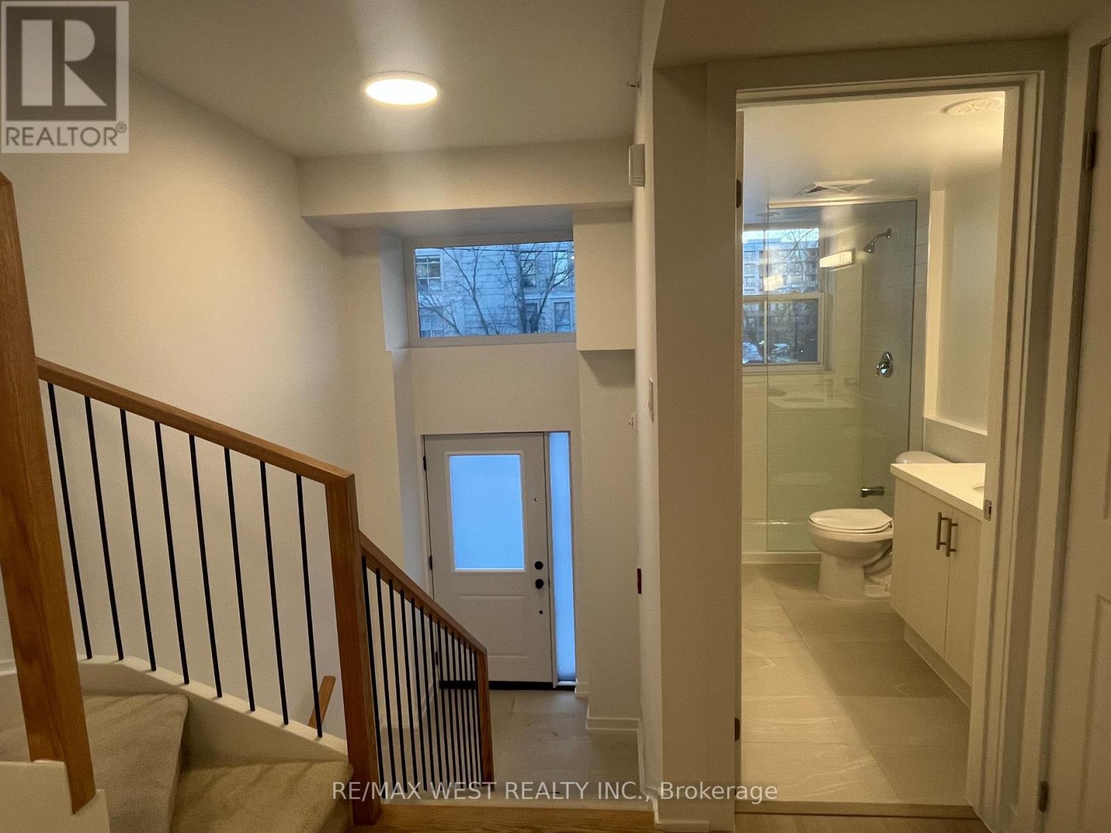 1 - 200 Railway Engine House Way, Whitby, Ontario  L1N 0P7 - Photo 2 - E12750682