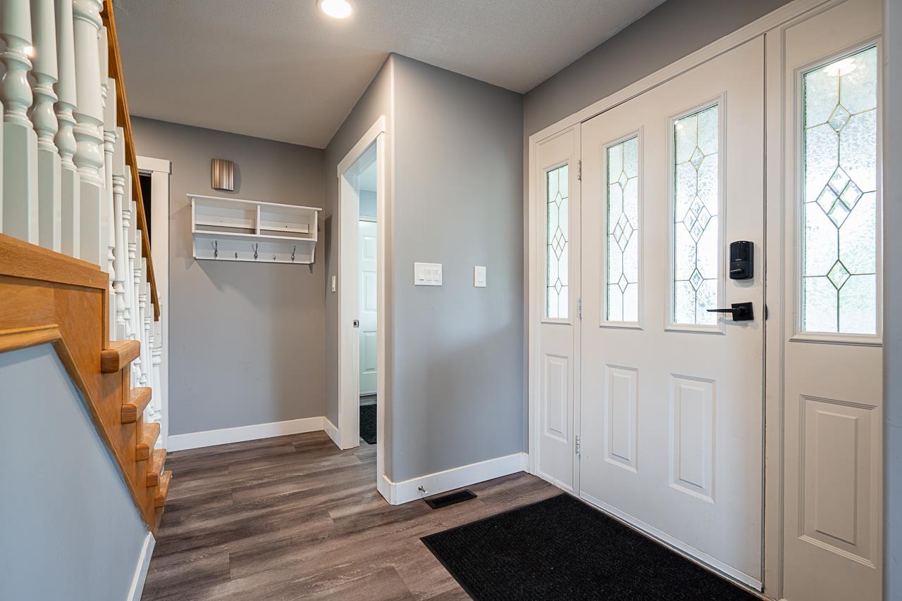 19950 48a Avenue, Langley, British Columbia  V3A 6Z7 - Photo 2 - R3085585