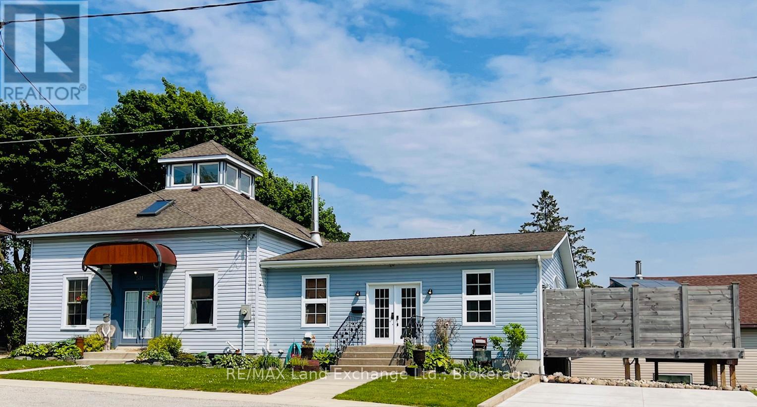 511 Havelock Street, Huron-Kinloss, Ontario  N0G 2H0 - Photo 3 - X12372855