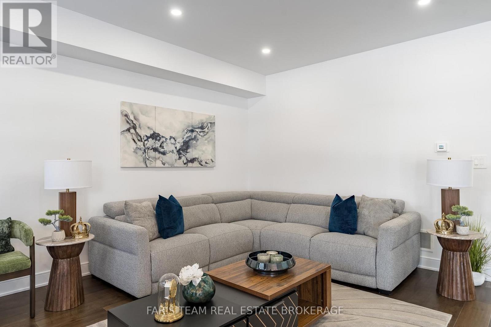 90 Scanlon Avenue, Bradford West Gwillimbury (Bradford), Ontario  L3Z 1C9 - Photo 18 - N12750516