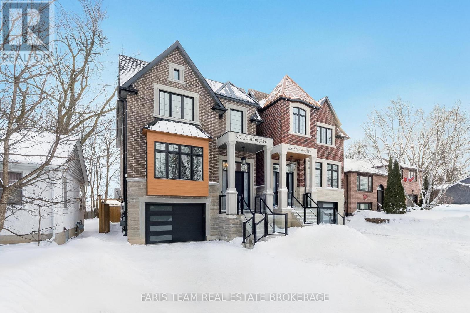 90 Scanlon Avenue, Bradford West Gwillimbury (Bradford), Ontario  L3Z 1C9 - Photo 2 - N12750516