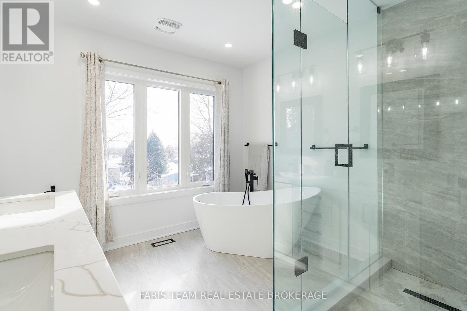 90 Scanlon Avenue, Bradford West Gwillimbury (Bradford), Ontario  L3Z 1C9 - Photo 27 - N12750516