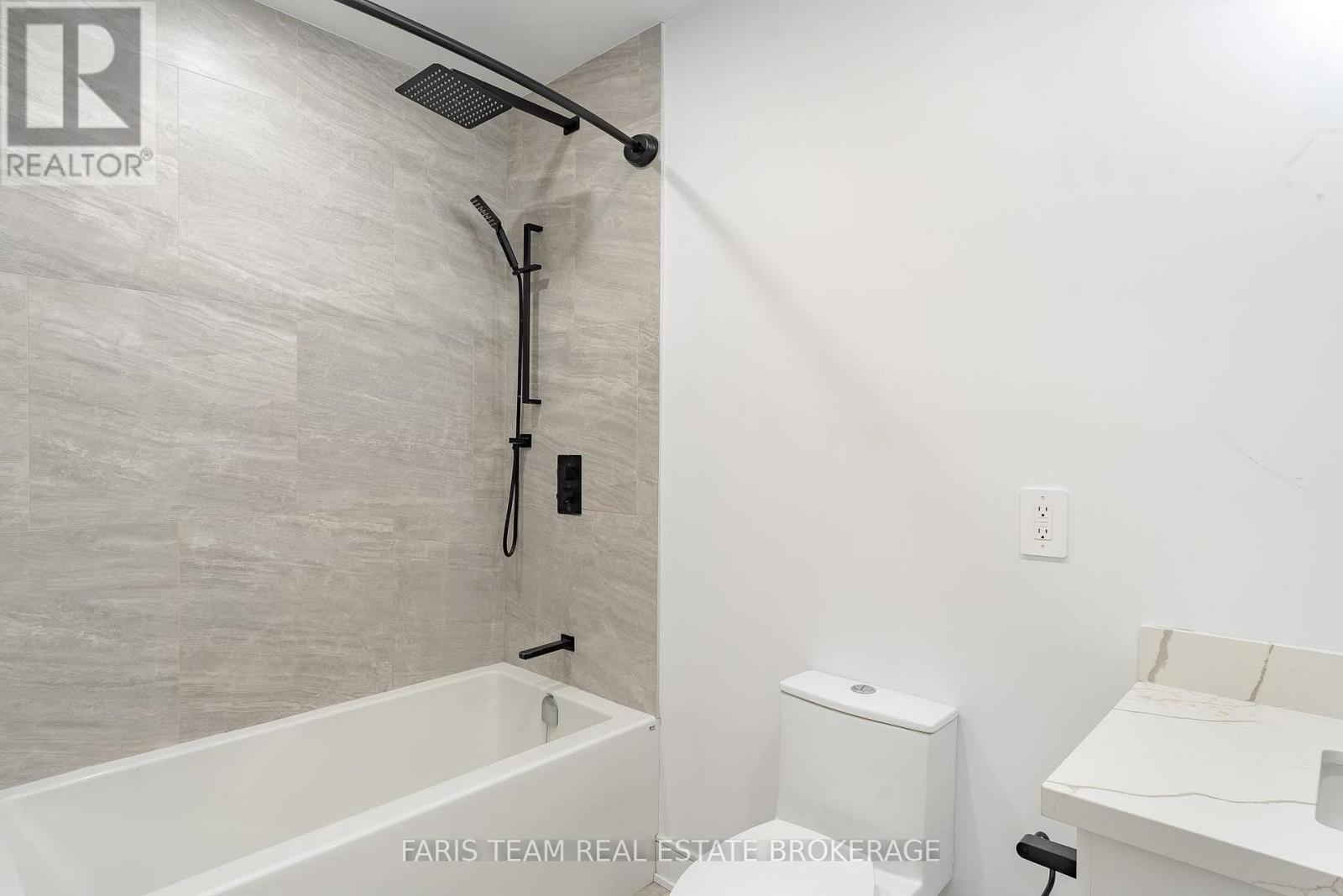 90 Scanlon Avenue, Bradford West Gwillimbury (Bradford), Ontario  L3Z 1C9 - Photo 40 - N12750516