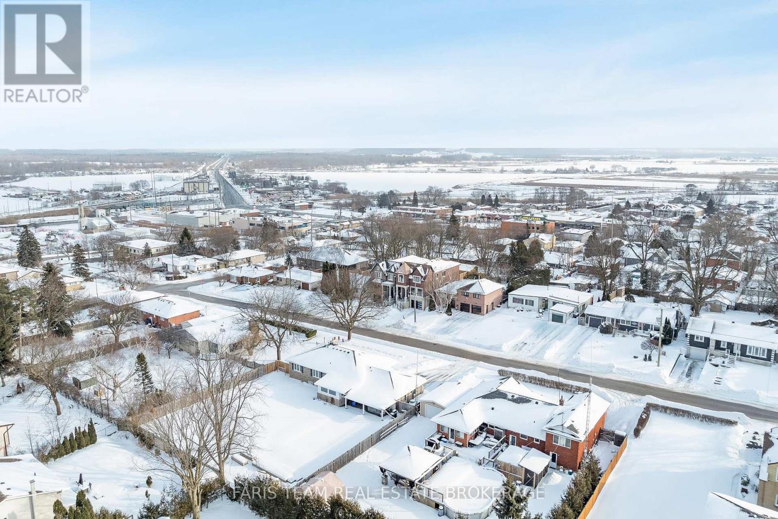 90 Scanlon Avenue, Bradford West Gwillimbury (Bradford), Ontario  L3Z 1C9 - Photo 48 - N12750516