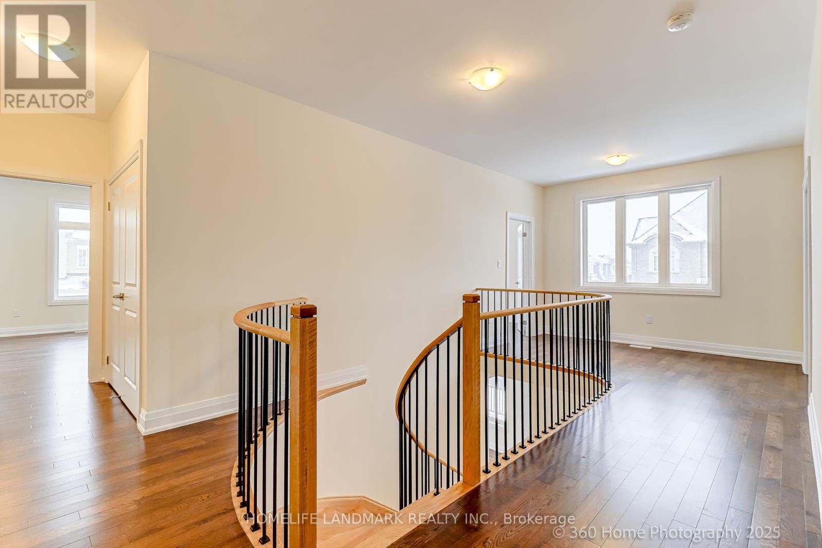 8 Mapleton Street, Richmond Hill, Ontario  L4E 1N1 - Photo 10 - N12750546