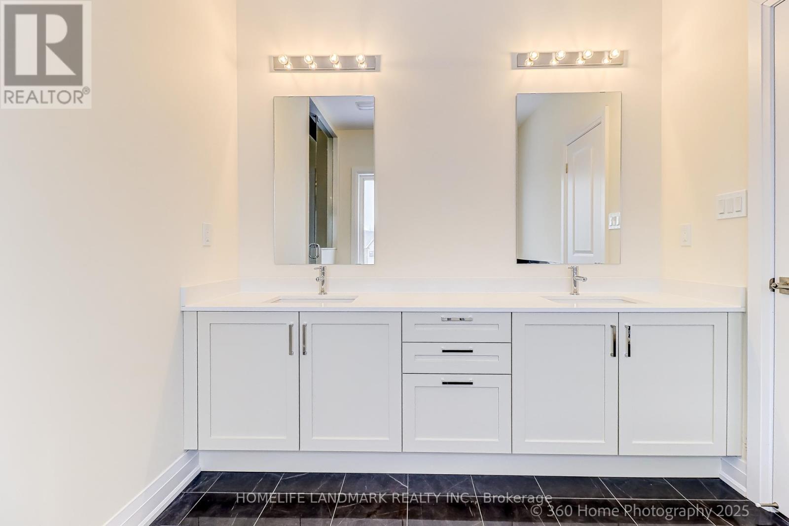 8 Mapleton Street, Richmond Hill, Ontario  L4E 1N1 - Photo 14 - N12750546