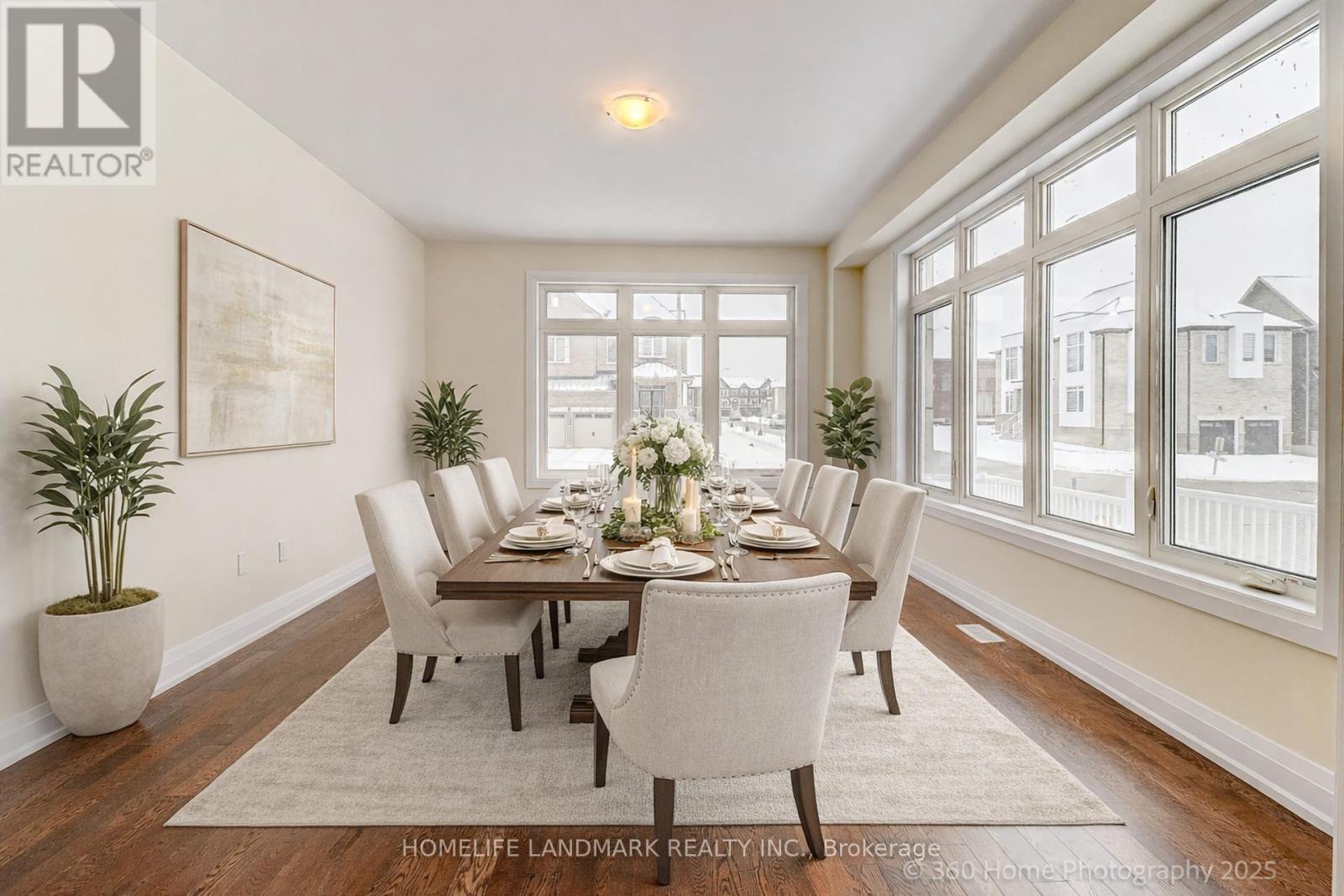 8 Mapleton Street, Richmond Hill, Ontario  L4E 1N1 - Photo 6 - N12750546