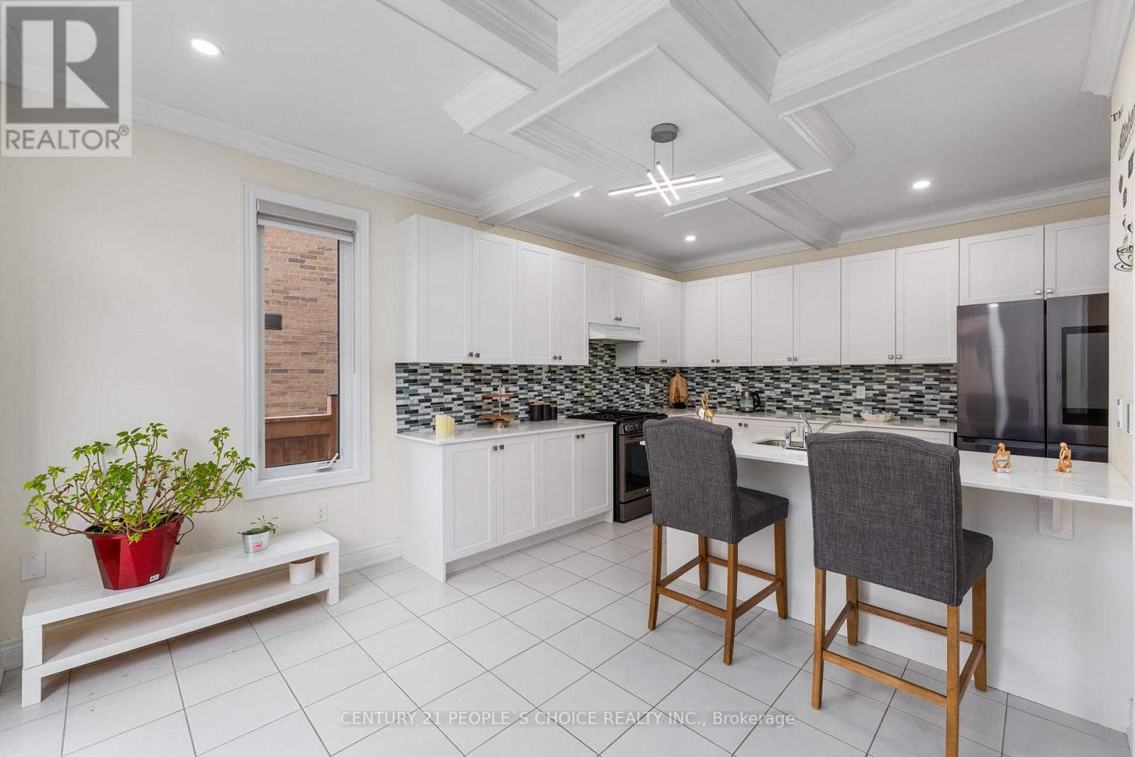 64 Coldwell Bay Circle, Vaughan, Ontario  L4H 5E9 - Photo 15 - N12750590