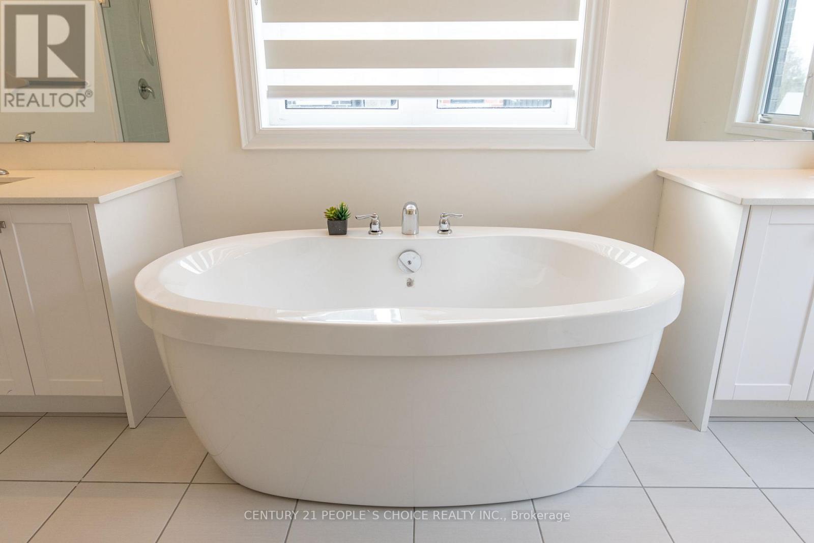 64 Coldwell Bay Circle, Vaughan, Ontario  L4H 5E9 - Photo 42 - N12750590