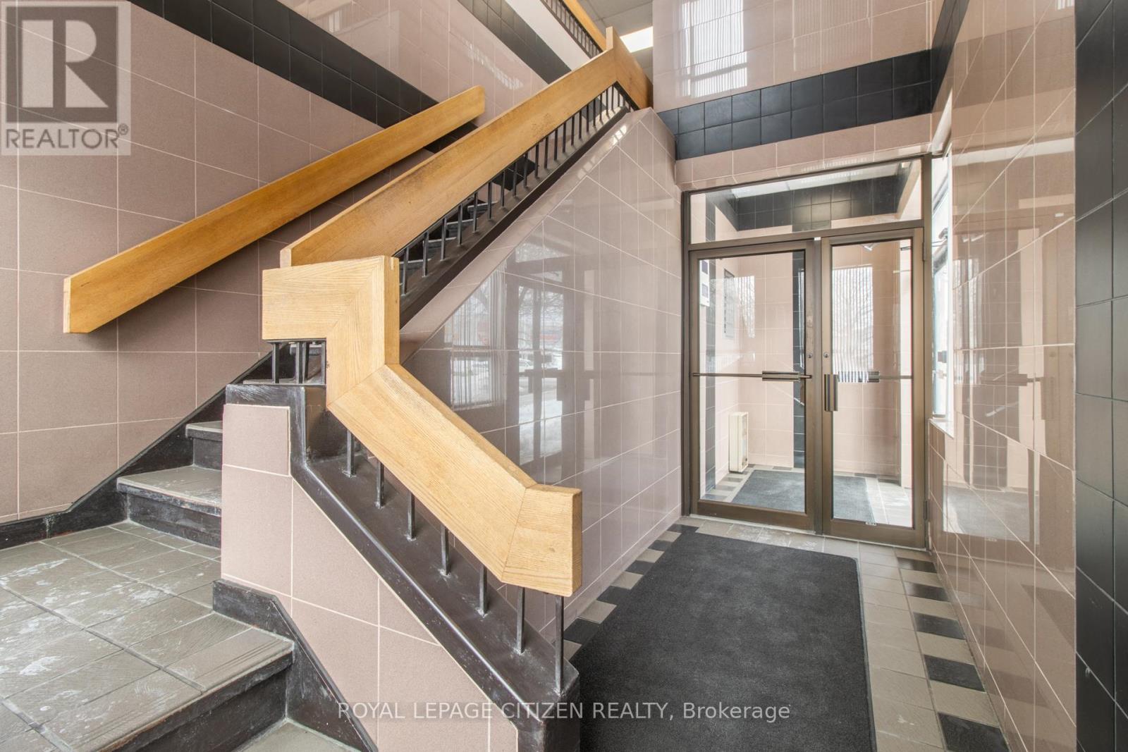 203 - 2610 Weston Road, Toronto, Ontario  M9N 2B1 - Photo 12 - W12750490