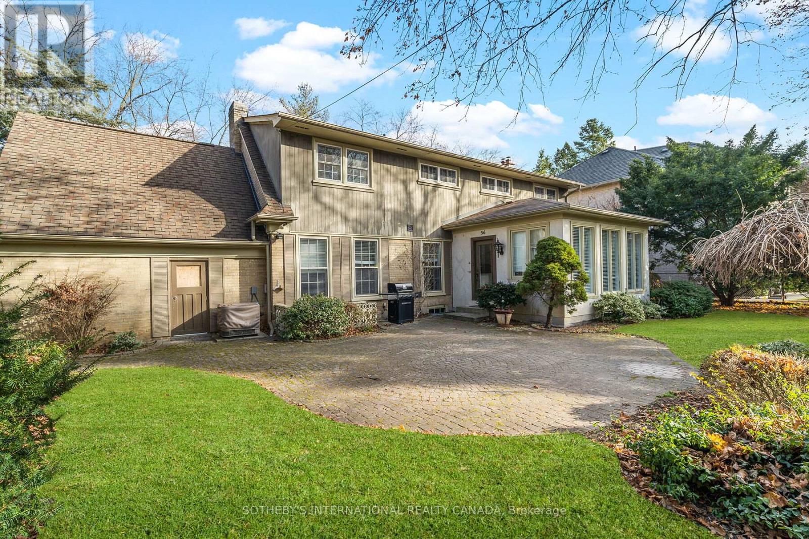 56 Edgehill Road, Toronto, Ontario  M9A 4N5 - Photo 11 - W12750500