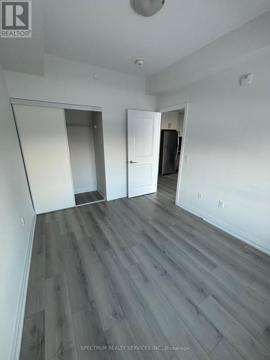 208 - 95 Attmar Drive, Brampton (Bram East), Ontario  L6P 0Y6 - Photo 5 - W12750512