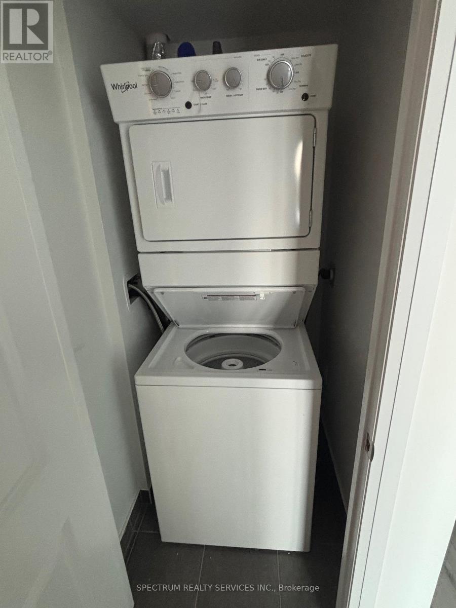 208 - 95 Attmar Drive, Brampton (Bram East), Ontario  L6P 0Y6 - Photo 7 - W12750512