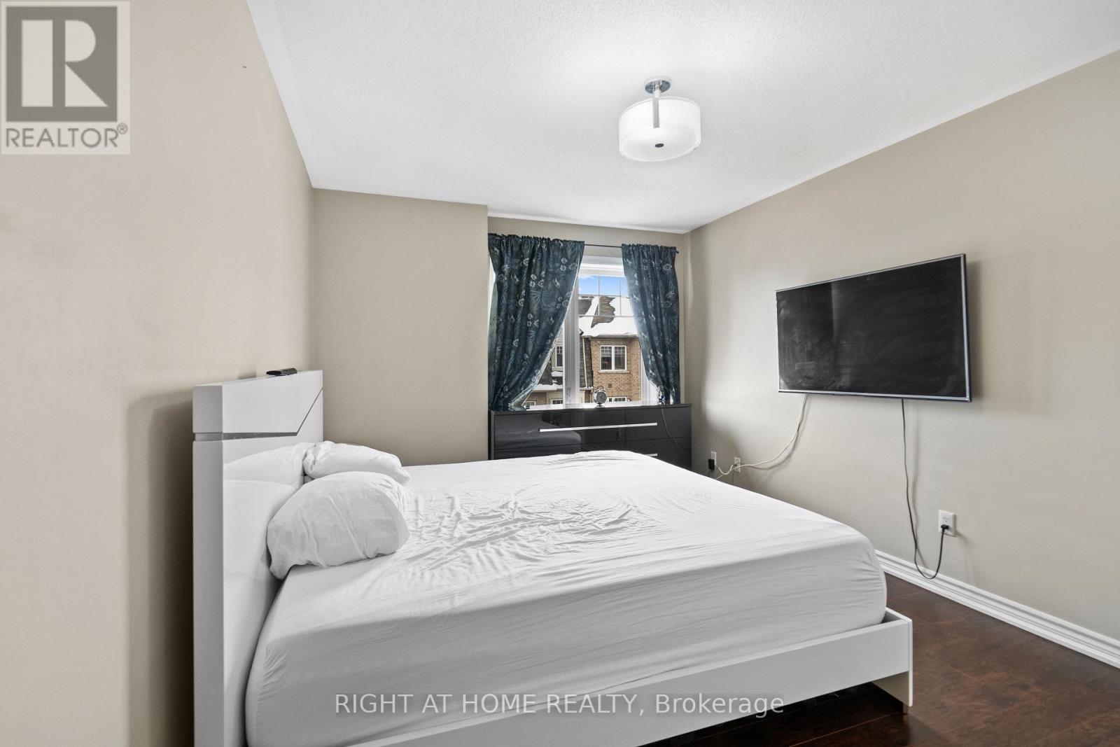 9 Magdalene Crescent, Brampton, Ontario  L6Z 0B4 - Photo 21 - W12750572