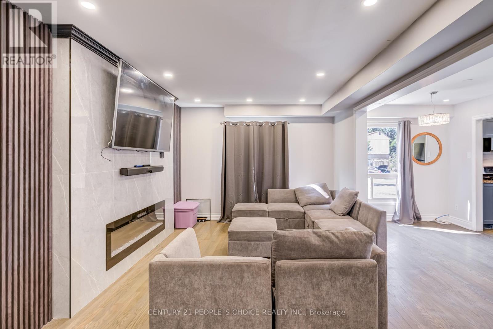 18 Hernon Court, Brampton, Ontario  L6S 2B9 - Photo 10 - W12750638