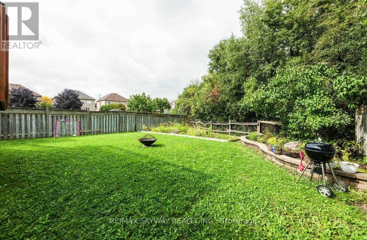 83 Mint Leaf Boulevard, Brampton, Ontario  L6R 2K2 - Photo 18 - W12750684