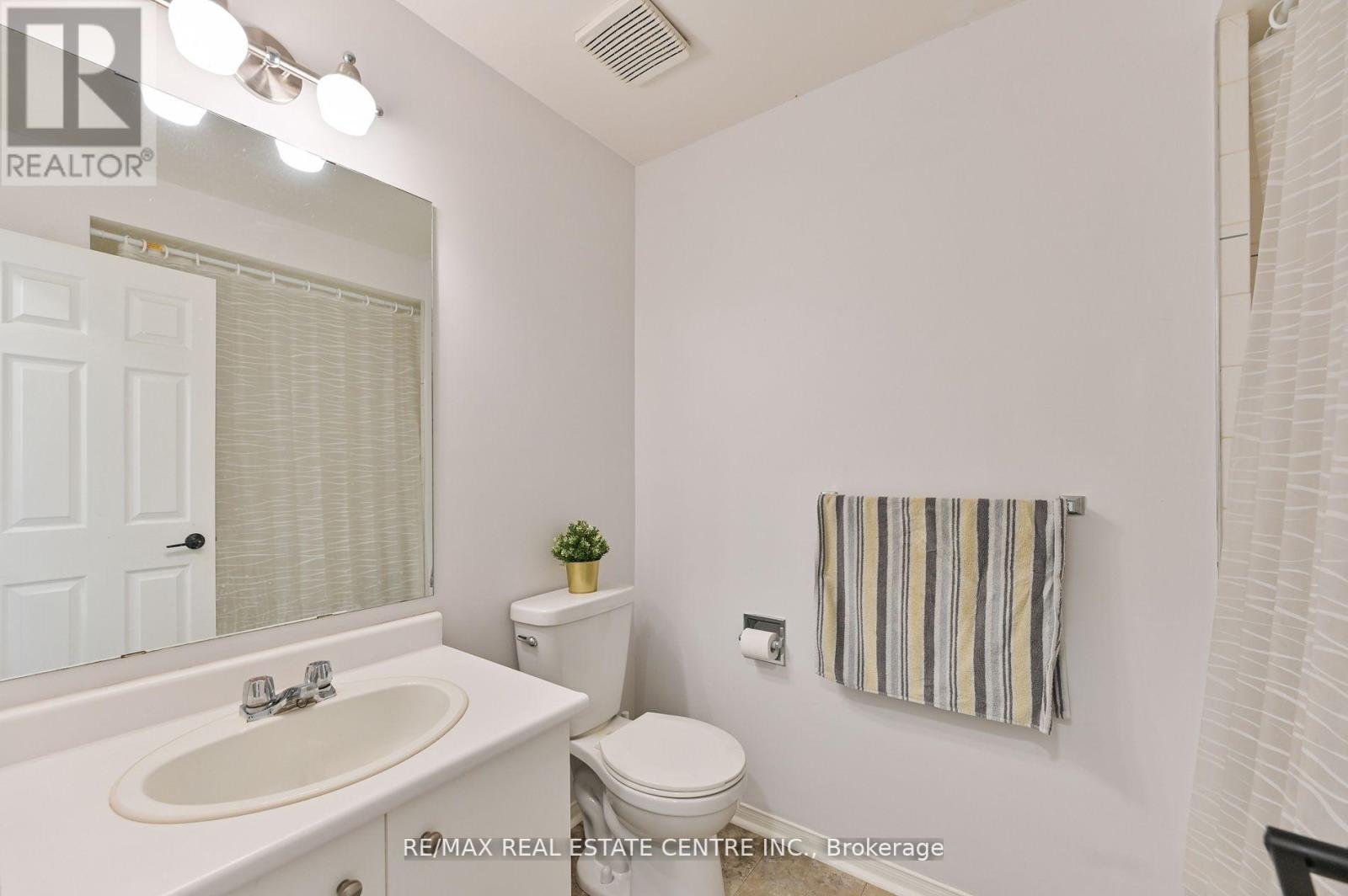 2559 Addingham Crescent, Oakville, Ontario  L6J 7K7 - Photo 13 - W12750690