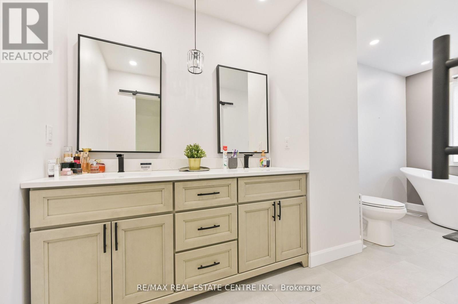 2559 Addingham Crescent, Oakville, Ontario  L6J 7K7 - Photo 18 - W12750690