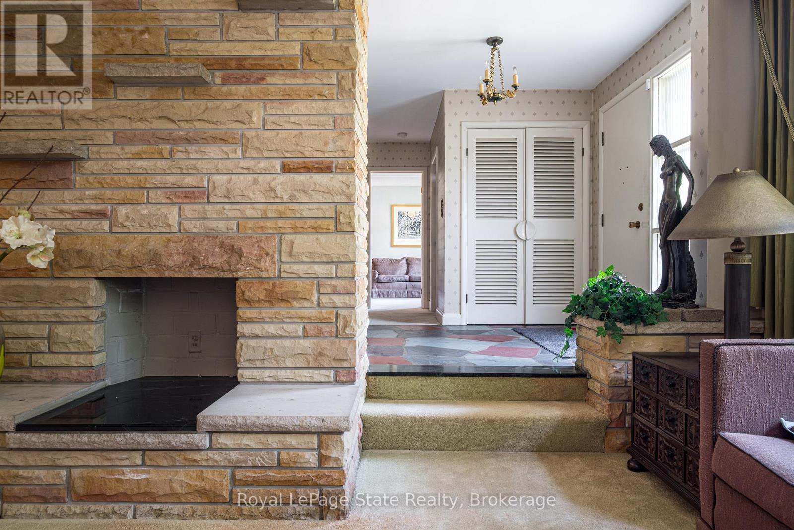 6 Freeland Court, Hamilton, Ontario  L8S 3R5 - Photo 10 - X12750466