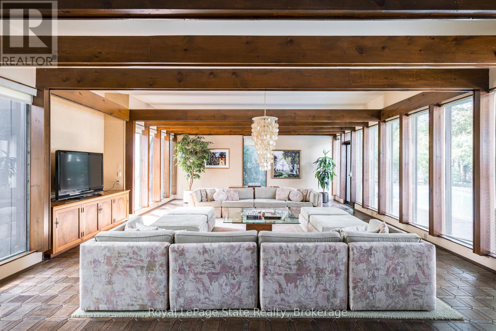 6 Freeland Court, Hamilton, Ontario  L8S 3R5 - Photo 18 - X12750466