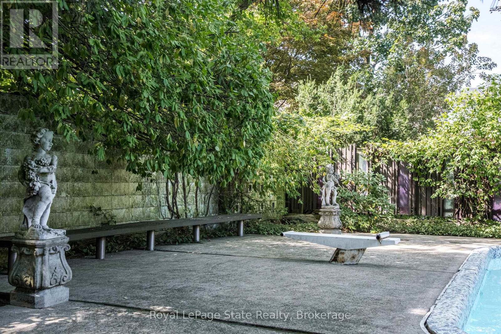 6 Freeland Court, Hamilton, Ontario  L8S 3R5 - Photo 44 - X12750466