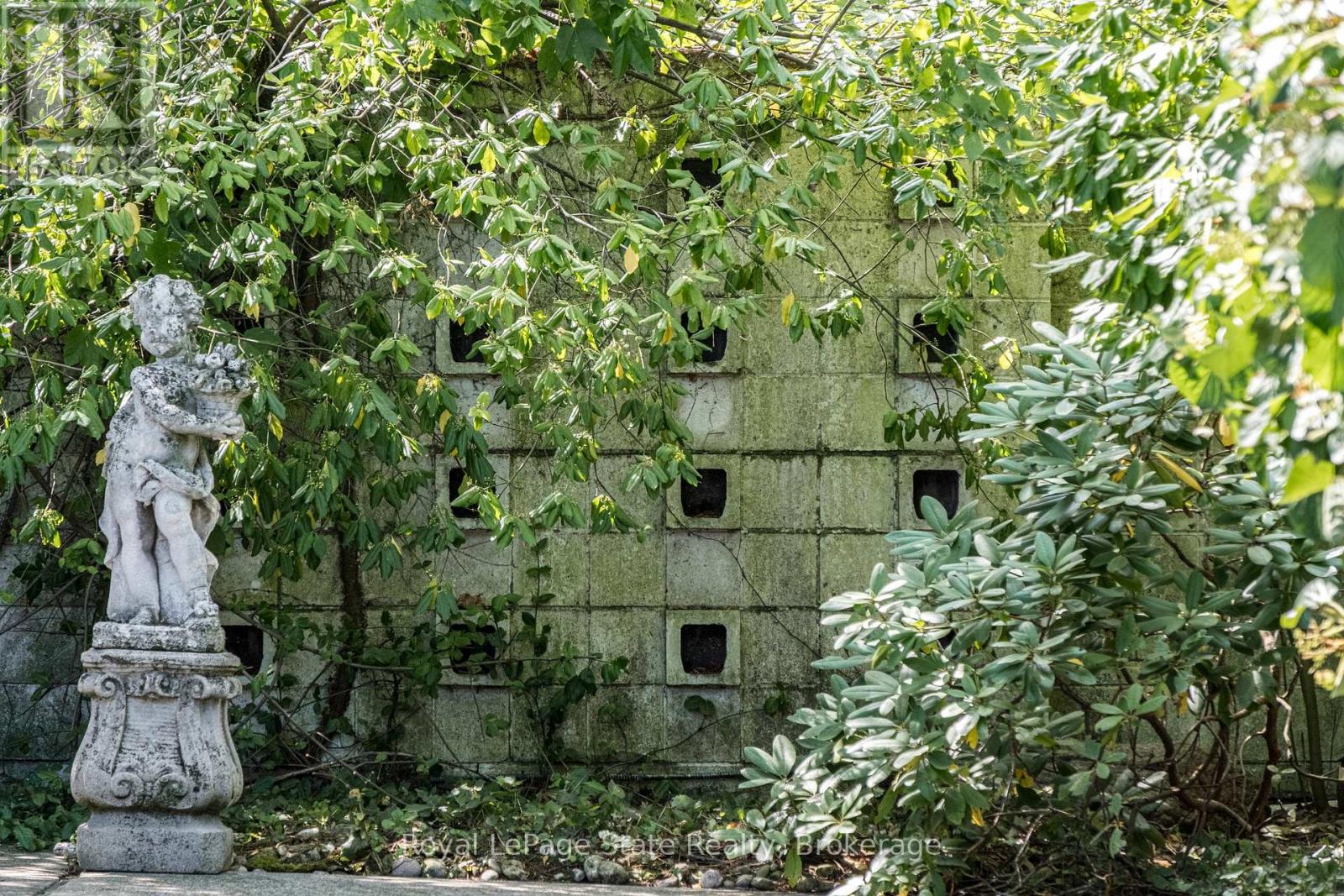 6 Freeland Court, Hamilton, Ontario  L8S 3R5 - Photo 45 - X12750466