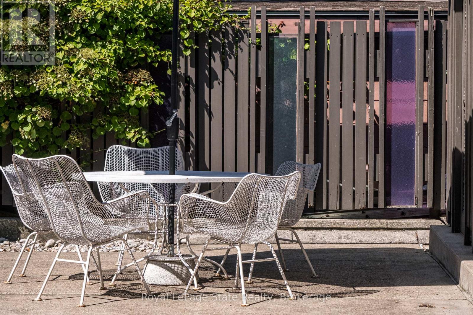 6 Freeland Court, Hamilton, Ontario  L8S 3R5 - Photo 46 - X12750466