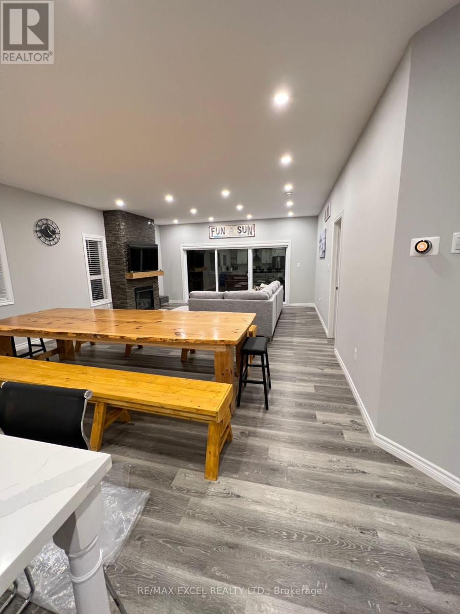 205 Snug Harbour Road, Kawartha Lakes, Ontario  K9V 4R6 - Photo 16 - X12750488