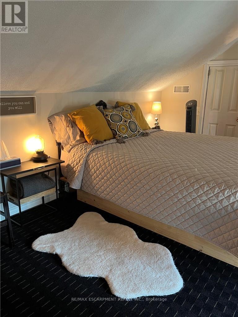 56 King Street W, Hamilton, Ontario  L9H 1T8 - Photo 26 - X12750494