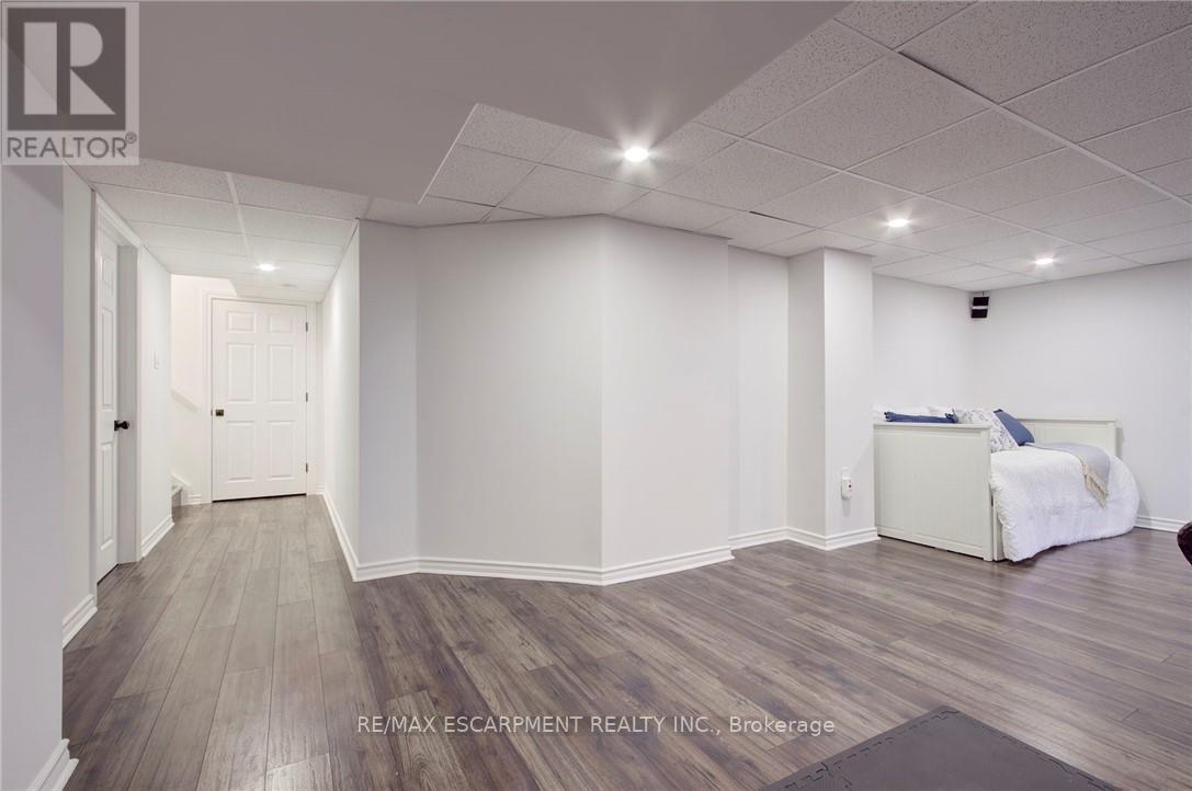 106 Voyager Pass, Hamilton, Ontario  L0R 1C0 - Photo 33 - X12750502