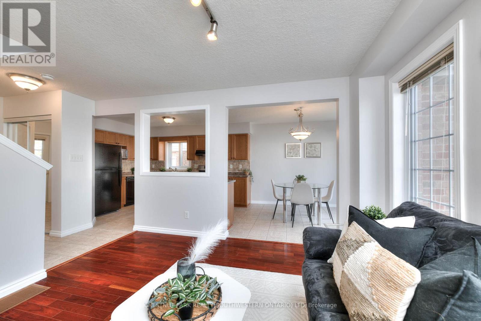 38 Heatherwood Place, Kitchener, Ontario  N2N 3P4 - Photo 15 - X12750536