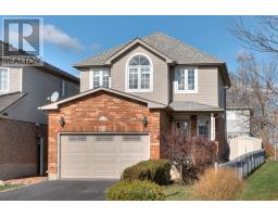 38 HEATHERWOOD PLACE, Kitchener, Ontario