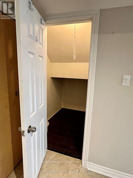 Bsmt - 43 Woodlawn Avenue, Brantford, Ontario  N3V 1A6 - Photo 10 - X12750562