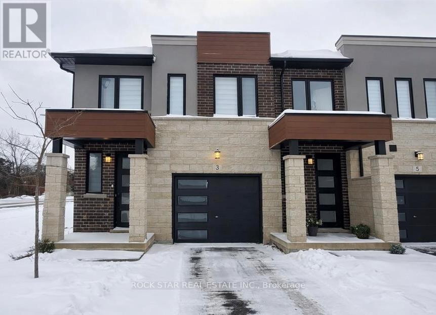 3 SOUTHAM LANE, Hamilton, Ontario