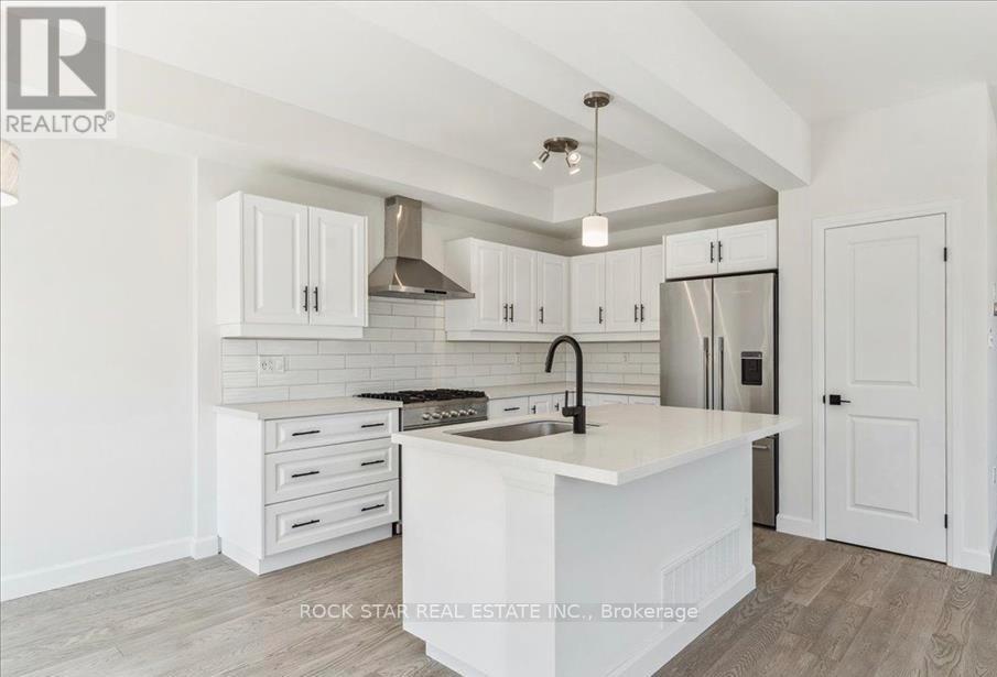 3 Southam Lane, Hamilton, Ontario  L9C 0E9 - Photo 11 - X12750604