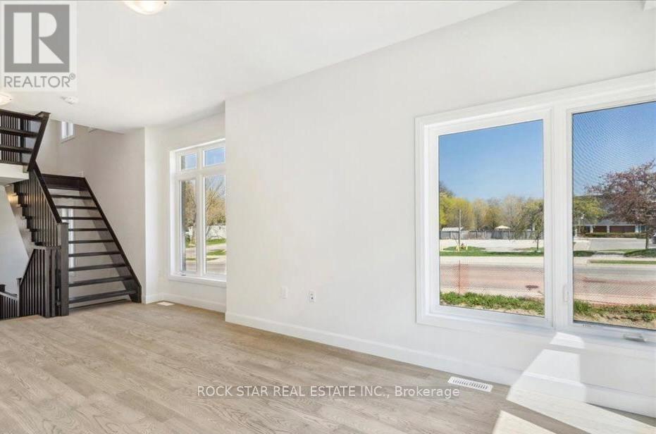 3 Southam Lane, Hamilton, Ontario  L9C 0E9 - Photo 14 - X12750604