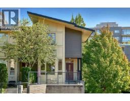 132 9229 UNIVERSITY CRESCENT, Burnaby, British Columbia