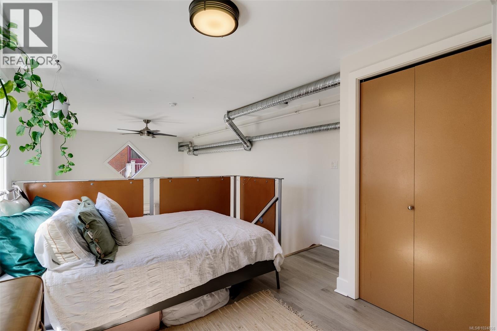 307 555 Chatham St, Victoria, British Columbia  V8T 1E1 - Photo 27 - 1024858